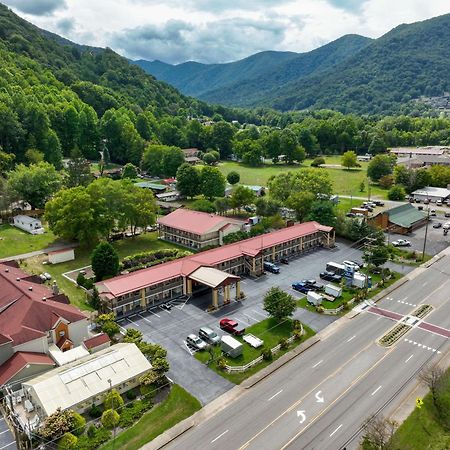 Best Western Mountainbrook Inn Маґґі-Валлі Екстер'єр фото