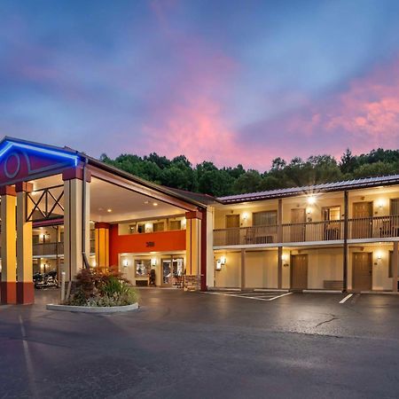 Best Western Mountainbrook Inn Маґґі-Валлі Екстер'єр фото