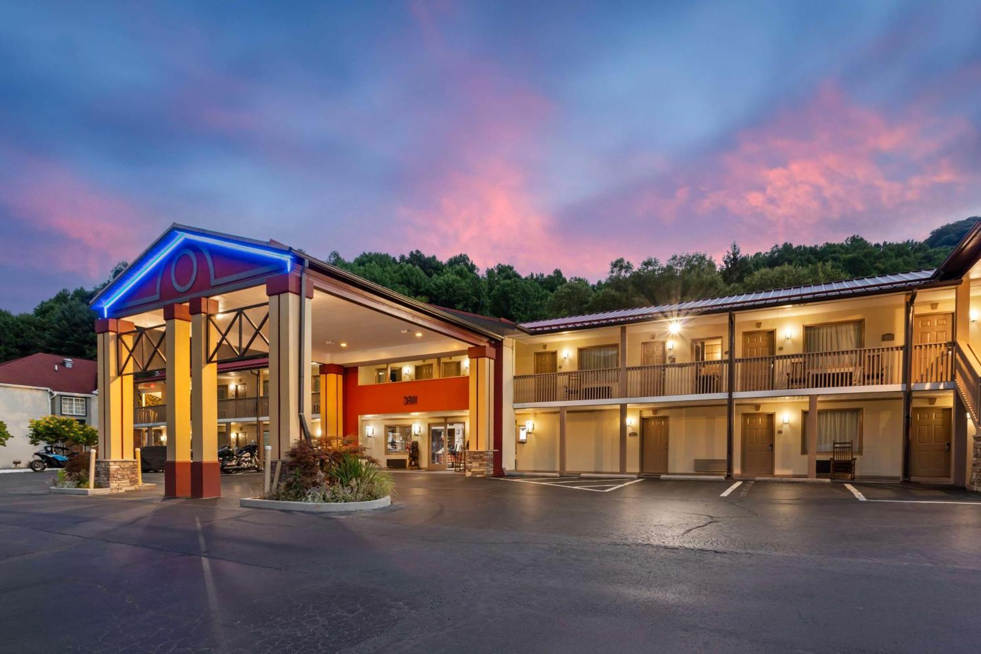 Best Western Mountainbrook Inn Маґґі-Валлі Екстер'єр фото